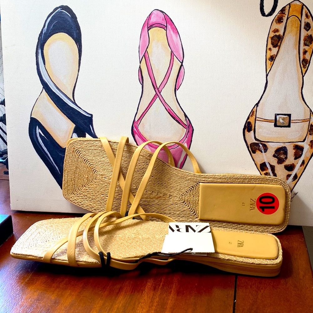 Zara leather nude sandals.